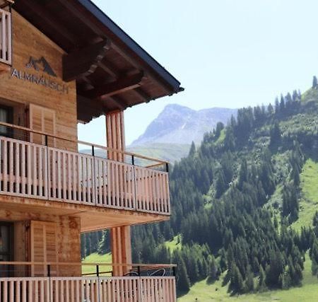 Apartamento Boutique Chalet Almrausch Lech am Arlberg Exterior foto